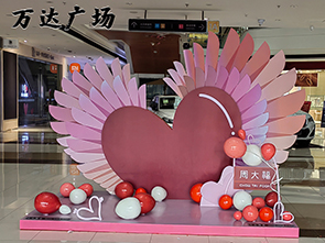 萬達(dá)工廠周大福展臺